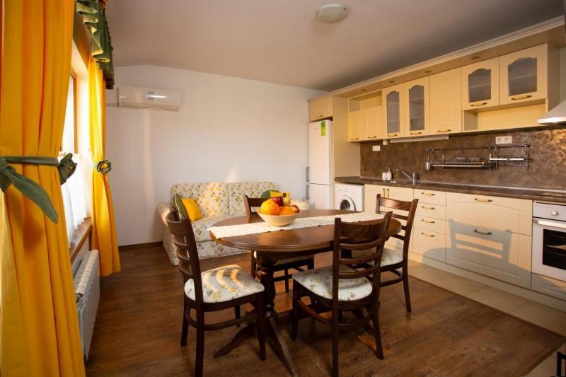 Guest House Arima Sushina Esterno foto